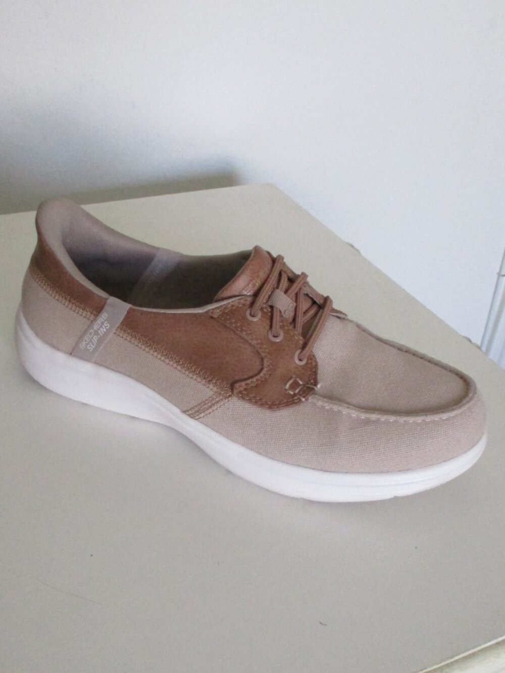 Skechers Air-Cooled Slip-Ins Womens Tan Textile Pre-Laced Flat Loafer NWOB- 8.5M